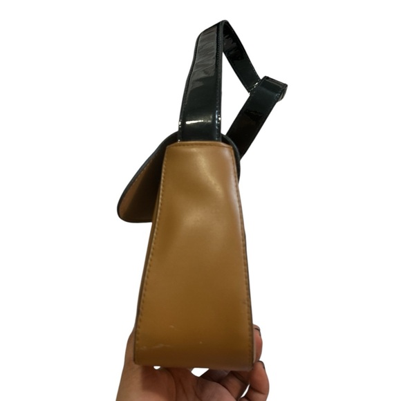 Chic Brown Leather Shoulder Bag - Picture 5 of 5